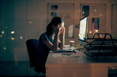 职场女性必备：科技抗衰新选择，美国W+（端粒塔）时光胶囊